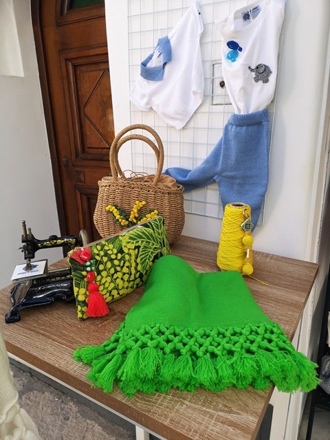 stola con frangia nodi