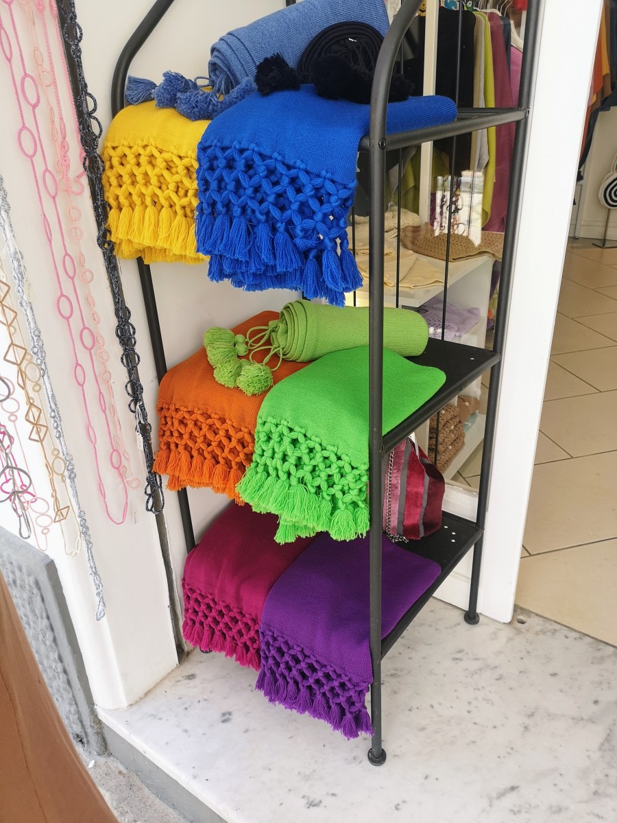 stola con frangia nodi