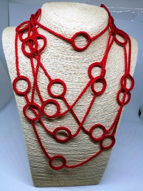Collana ad uncinetto